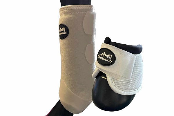 SET – AlpenPad – 2x EquiShield Gamaschen + 2x EquiShield Hufglocken – weiß