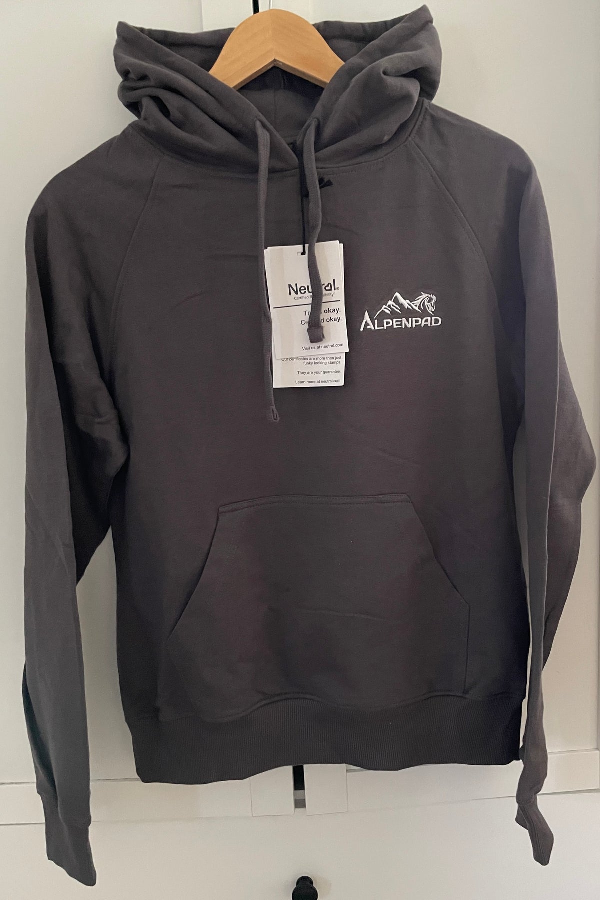 AlpenPad Ladies Hoodie charcoal aus Bio Baumwolle - Horse_Art_Bodensee